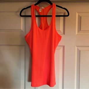 Under Armour Heat Gear Womens Tank Sz XL Fitted Pink Workout Gym Athleisure Yoga